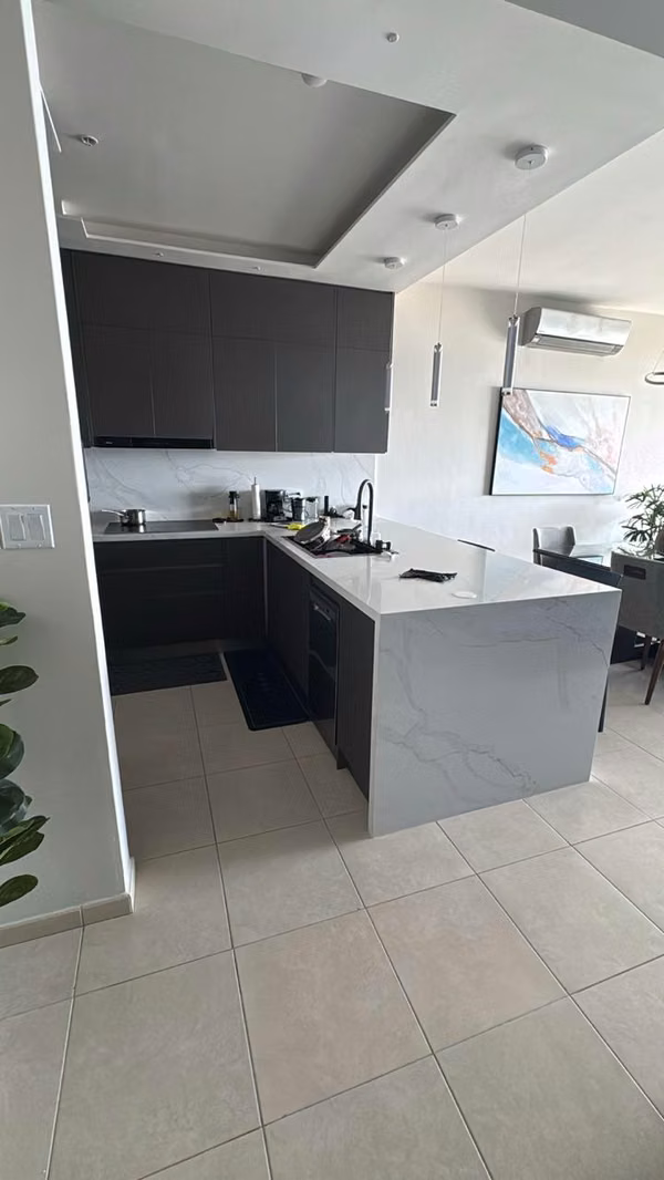 FURNISHED APARTMENT FOR RENT – MARBELLA / AVENIDA BALBOA (available September 18) - C.J.
