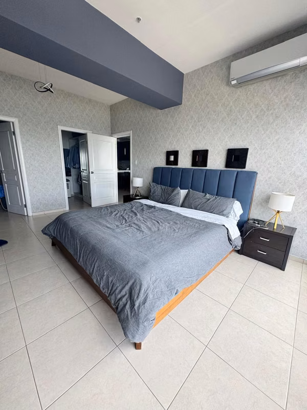 FURNISHED APARTMENT FOR RENT – MARBELLA / AVENIDA BALBOA (available September 18) - C.J.