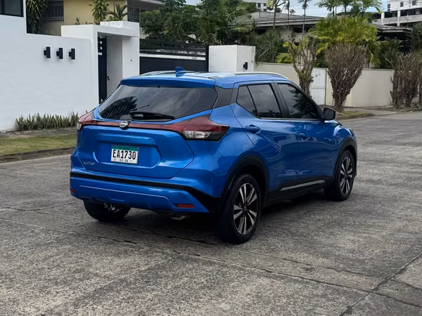 NISSAN KICKS 2023