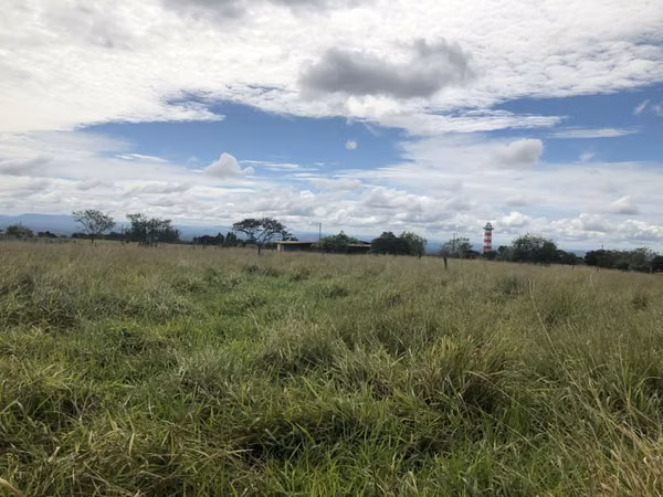 VENDO terreno en Altos de Boquete. 8,299 m2
