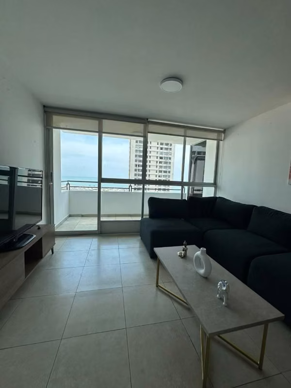 Modern Apartment for rent in Avenida Balboa