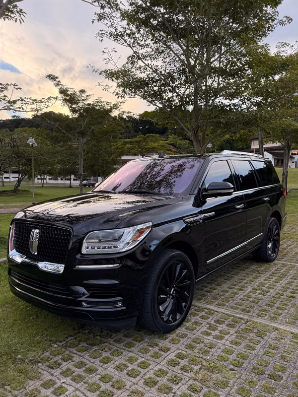 Lincoln Navigator
