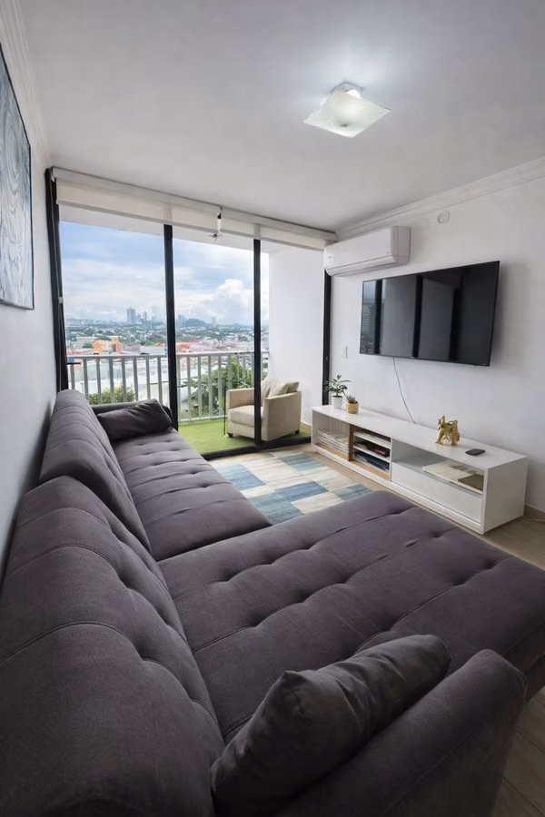 Vía España, Carrasquilla, apartamento amoblado