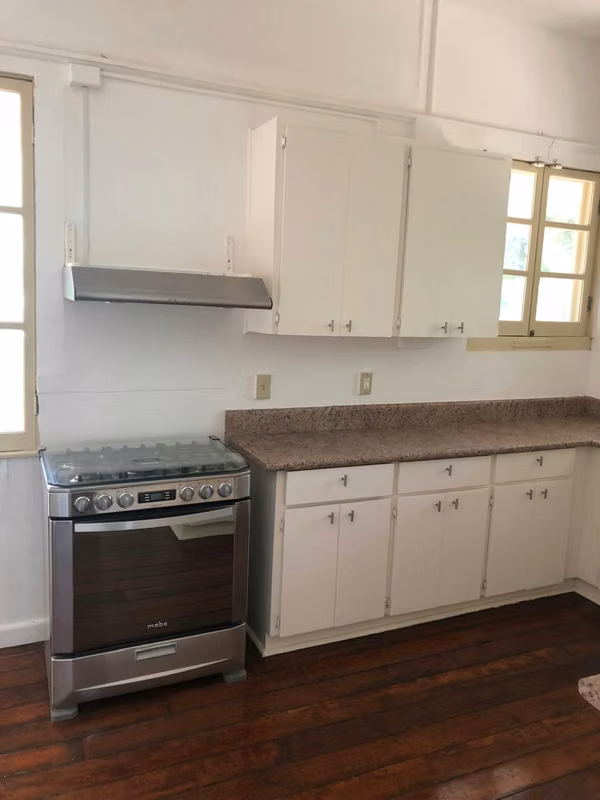 Melissa Foster Luxury Rents Single-Family Home in Quarry Heights MFR2138