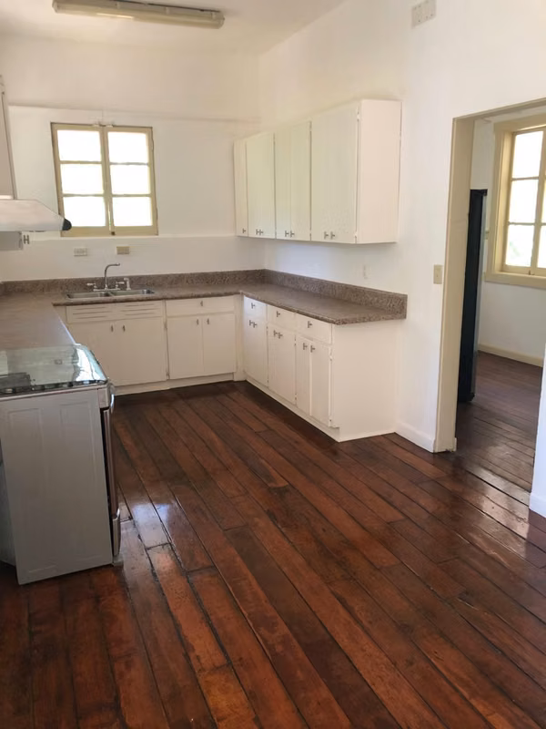 Melissa Foster Luxury Rents Single-Family Home in Quarry Heights MFR2138