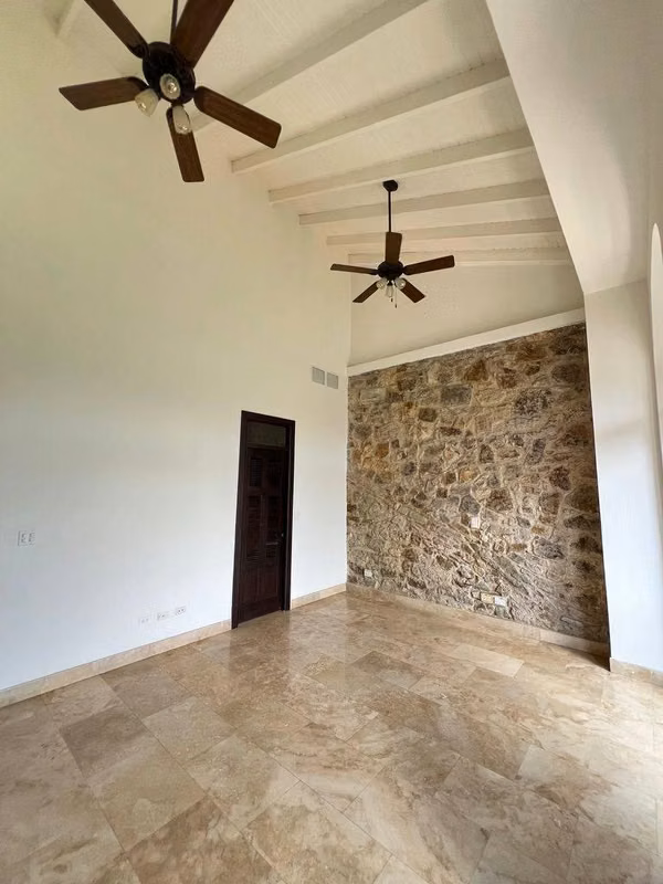 Alquilo espectacular apartamento en Casco Antiguo
