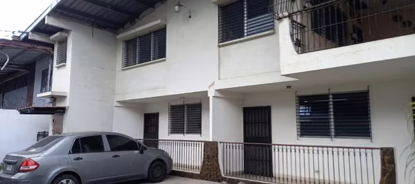 Se Vende Casa Comercial En Rio Abajo