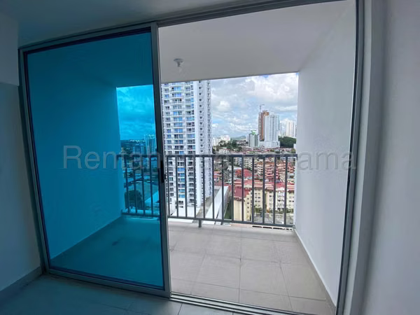 Sale of Apartment in Vía España - 124; 3 Rooms - 124; Excellent Location # 26-5249