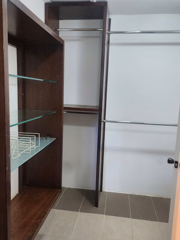 Melissa Foster Luxury Rents Cozy Apartment in Clayton Papaya MFR2141