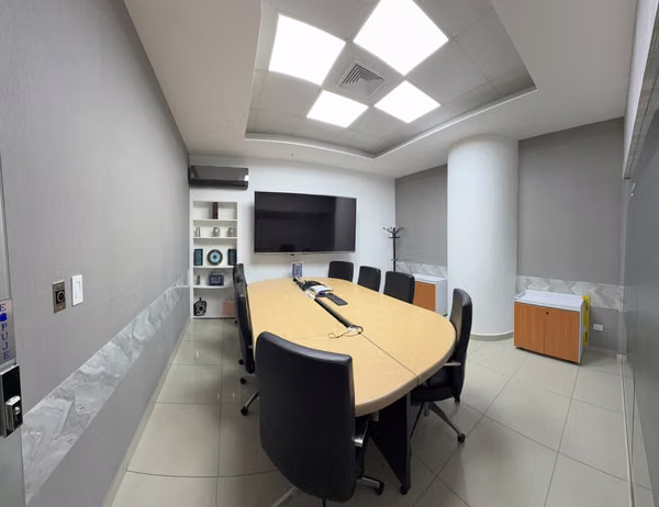 OFICINA LUXURY EN LA MEJOR ÁREA DE PANAMÁ CON VISTA INTERNA