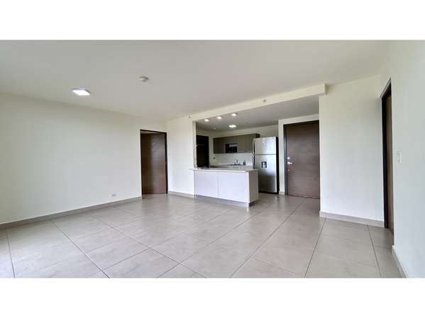 ALQUILER DE APARTAMETO DE 2 REC. PH MADEIRA, WOODLANDS-PANAMA PACIFICO