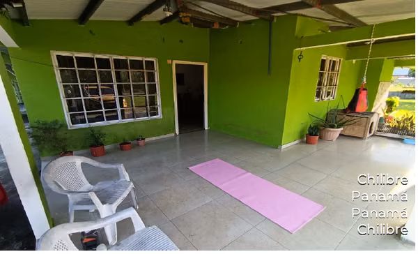 Sale of house in Chilibre with land