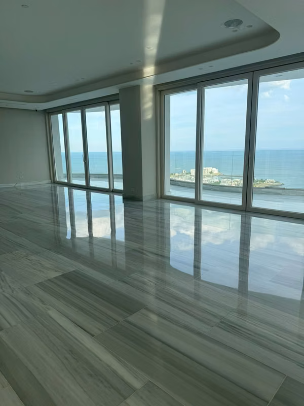 Luxury apartment in Punta Paitilla | White goods | 624m² beachfront and 5 parking spaces