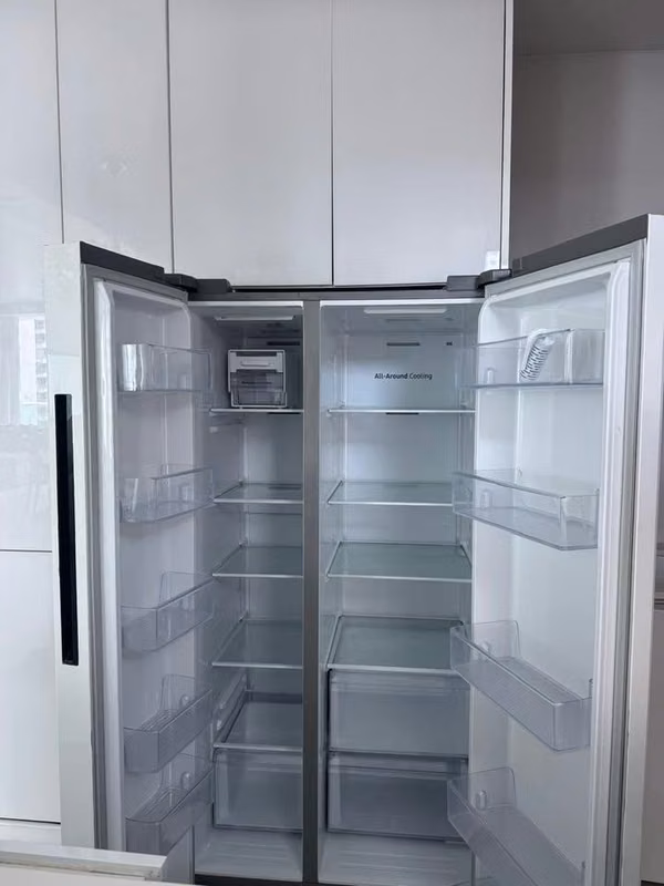 Samsung Refrigerator Side by Side 28 feet