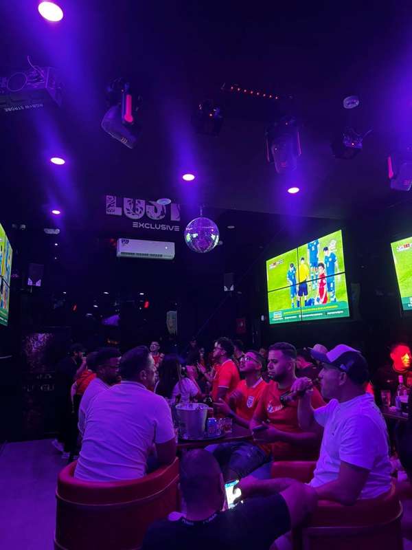 SPOT Trade Fund Transfer BAR / DISCOTECA Calle Uruguay