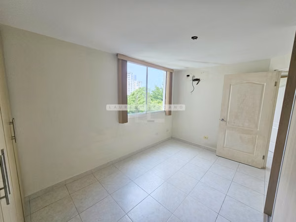 Venta de Apartamento en PH Belview 200 - Edison Park. Haga una oferta
