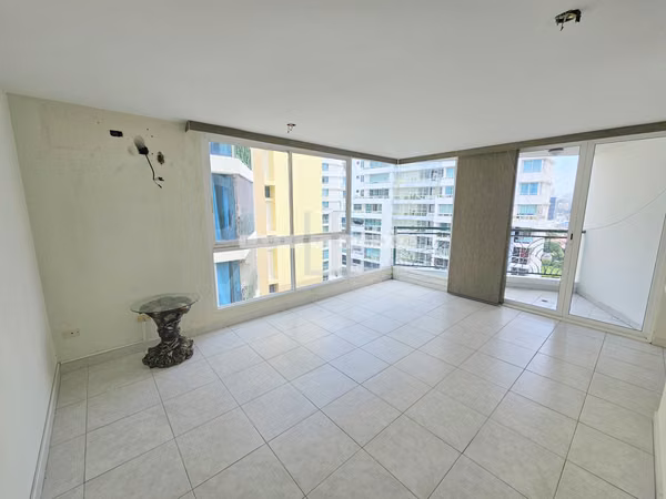 Venta de Apartamento en PH Belview 200 - Edison Park. Haga una oferta