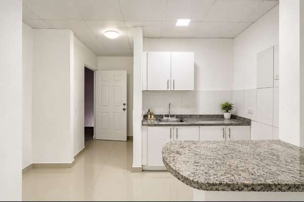 NICE RENTAL VISTA - APARTMENT EMPTY
