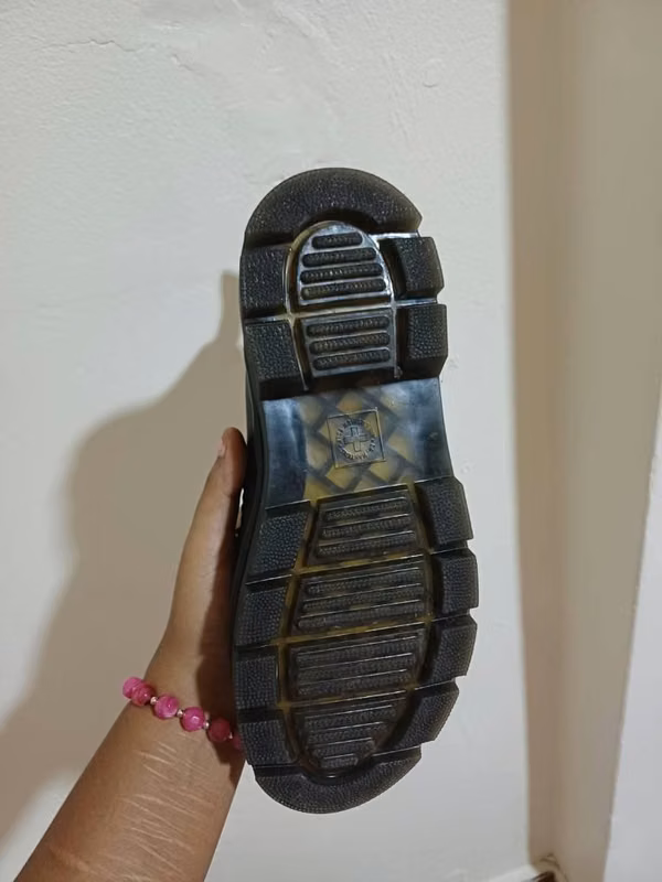 Dr. Marten's Combs de Cuero
