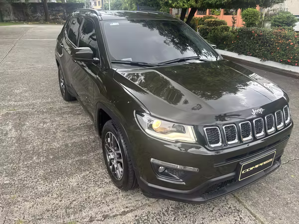 JEEP COMPASS SPORT 2019 – SOLO 32,500 KM – IMPECABLE