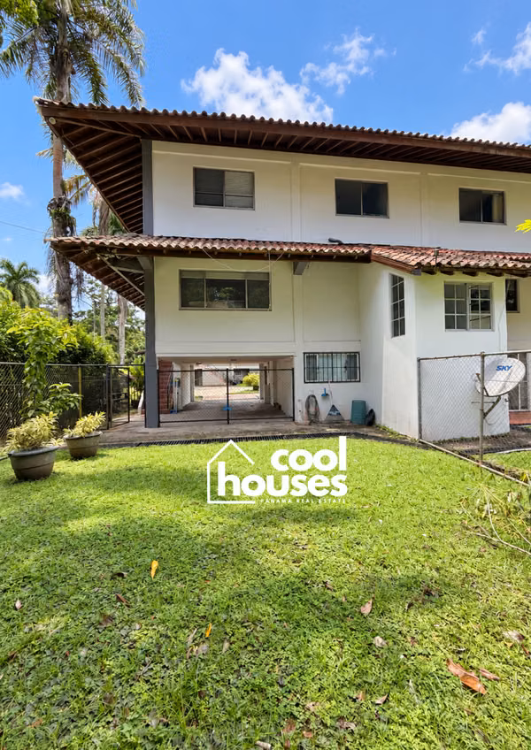 4 bedroom single-family house in Clayton
