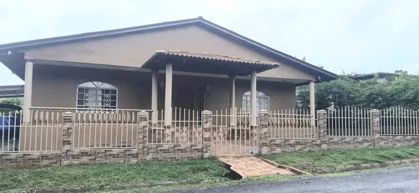 Sale of Corner House in Chorrera