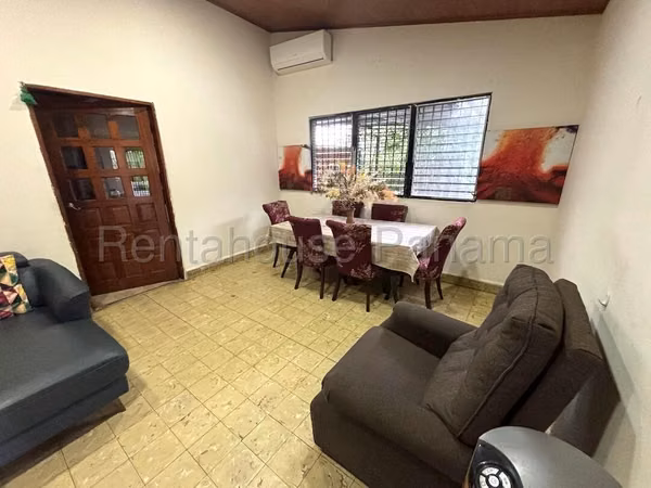 House for Sale in Pueblo Nuevo Only Direct Client MC