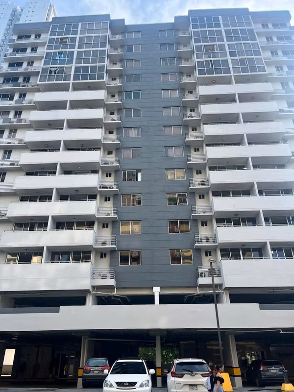 Bank sells apartment in PH Toscana III – Altos de Panamá (d)