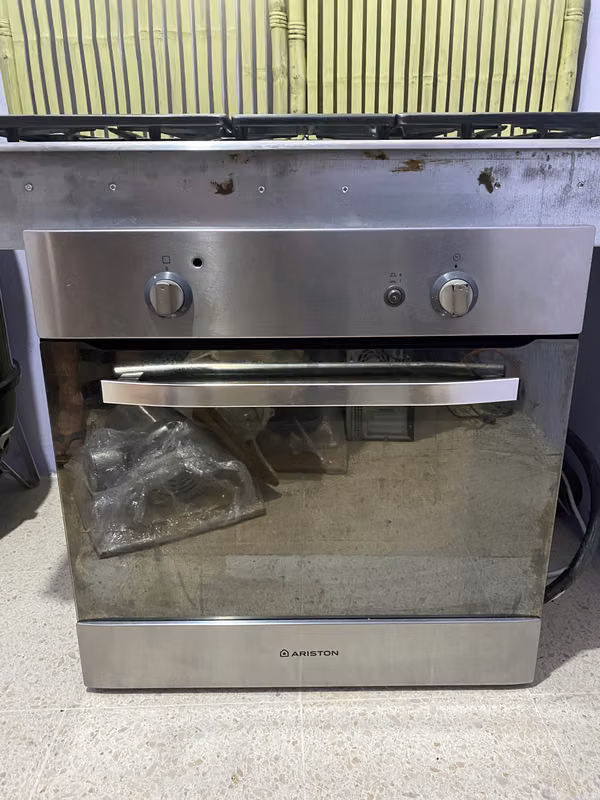  HORNO EMPOTRABLE ARISTON – MADE IN ITALY