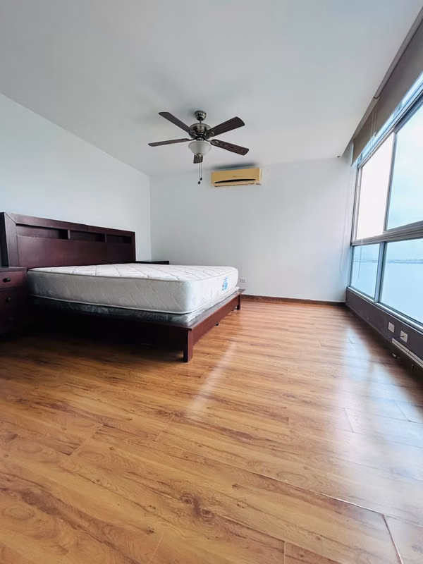 FOR RENT BEAUTIFUL RENOVATED APARTMENT IN AVENIDA BALBOA