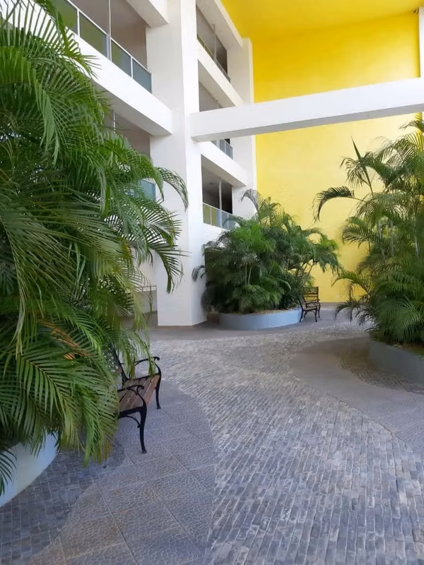 FOR RENT GREAT APARTMENT IN AVENIDA