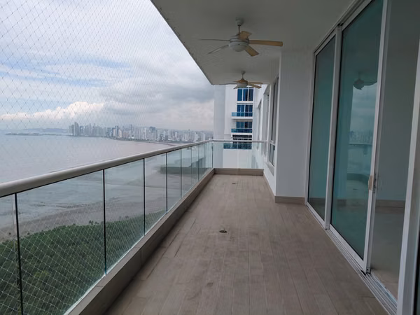 High-Floor Apartment for Sale  PH Aqua, Costa del Este, Panamá