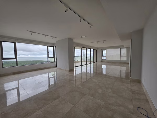 APT AAA 3R3.5B3P CON VISTA A GOLF Y MAR EN SANTA MARIA 4500