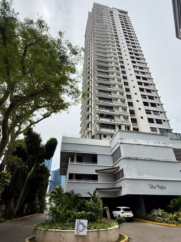 Apartment For Sale Next to Multiplaza