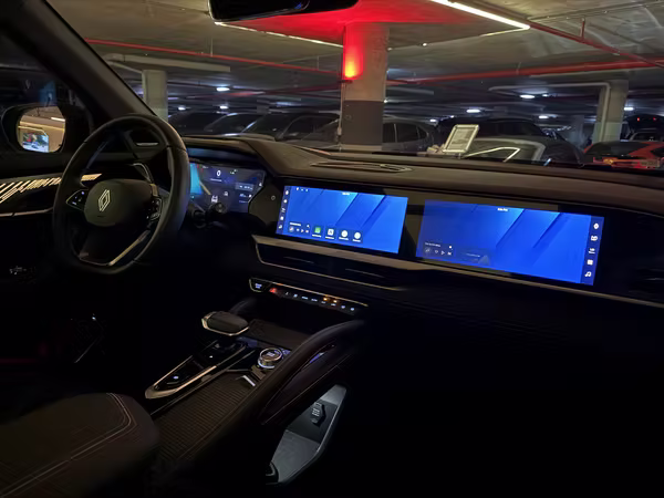 RENAULT KOLEOS E-TECH ALPINE 2025