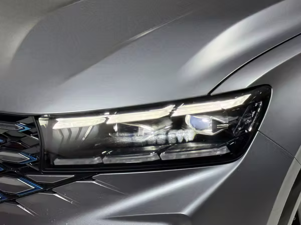 RENAULT KOLEOS E-TECH ALPINE 2025