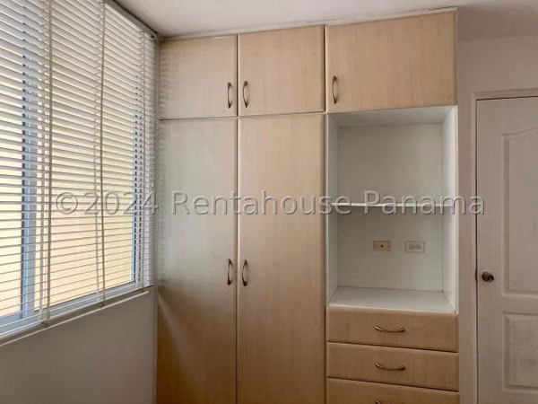 Se Vende Apartamento en Punta Pacífica GCEA26-8502