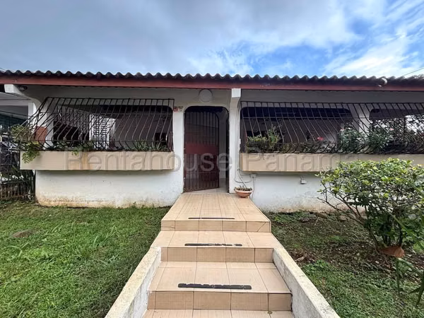House for Sale Pueblo Nuevo - YD
