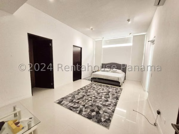 House is sold in High Golf GCEA26-2135