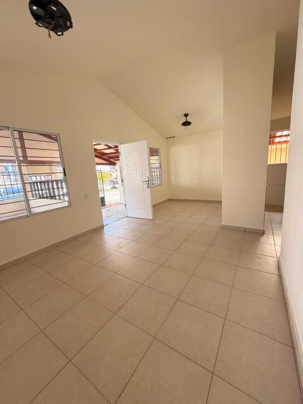 VENTA DE CASA EN CIUDAD DEL FUTURO ARRAIJAN
