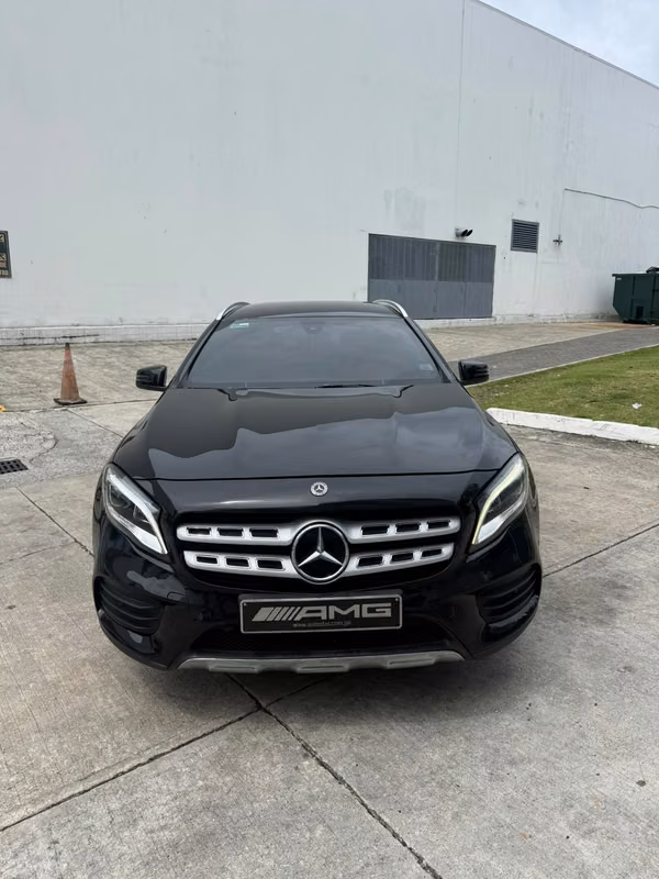MERCEDES BENZ GLA 200 SPORT AMG