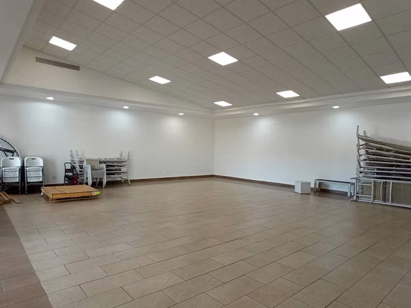 VENDO  Casa en Ph Augusta en Paseo del Norte. Haga su Oferta!!!