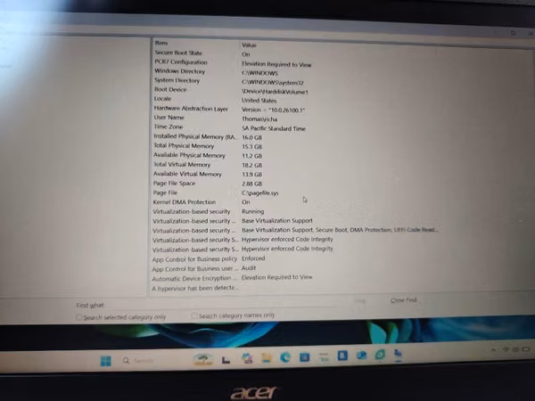 Acer laptop 16GB RAM AMD Ryzen 7 5700U windows 11 pro