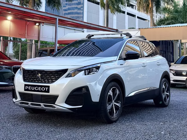 PEUGEOT 3008 GTLINE