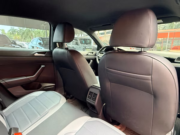 VOLKSWAGEN NIVUS HIGHLINE