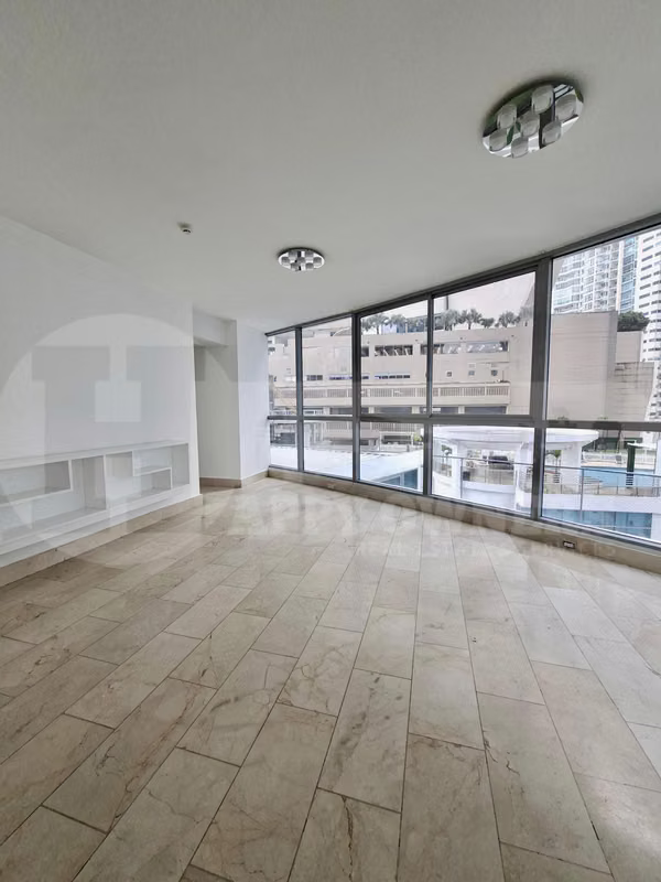 Venta de apartamento en PH Grand Tower, Punta Pacífica. YP