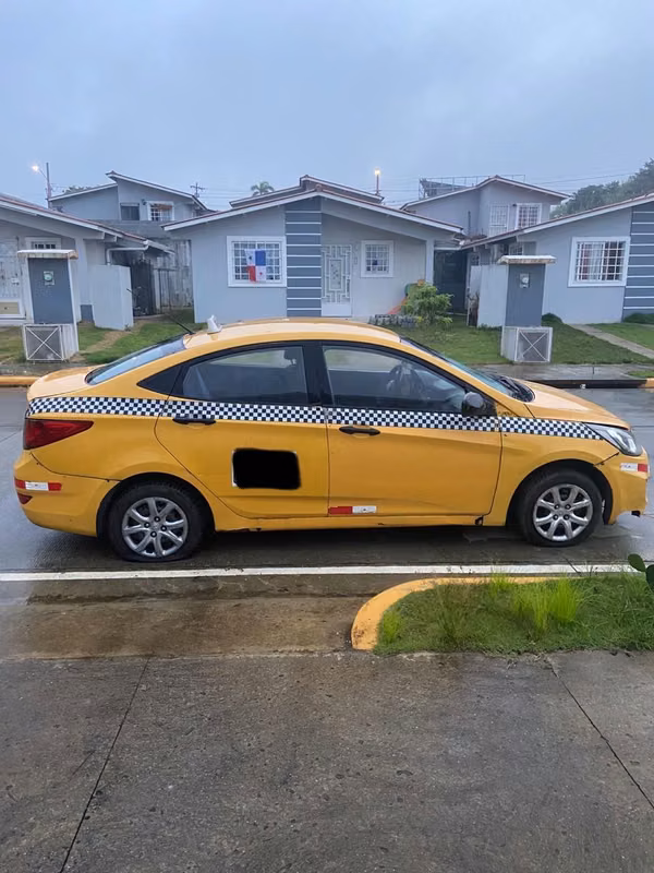 I sell car Hyndai Accent 2013 with quota 8T (Taxi)