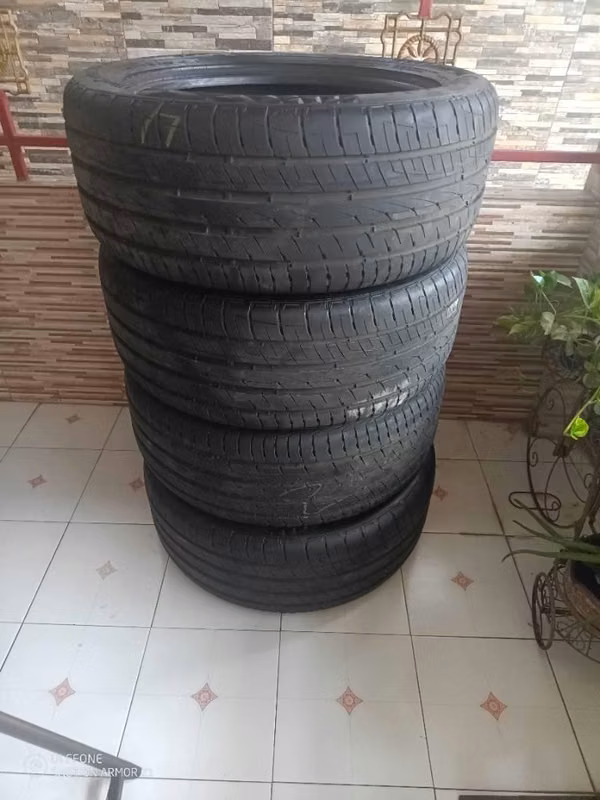 Remato llantas NUEVAS 1/