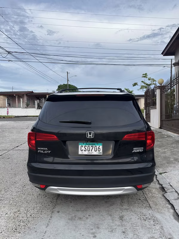 Sell Honda Pilot touring 2018
