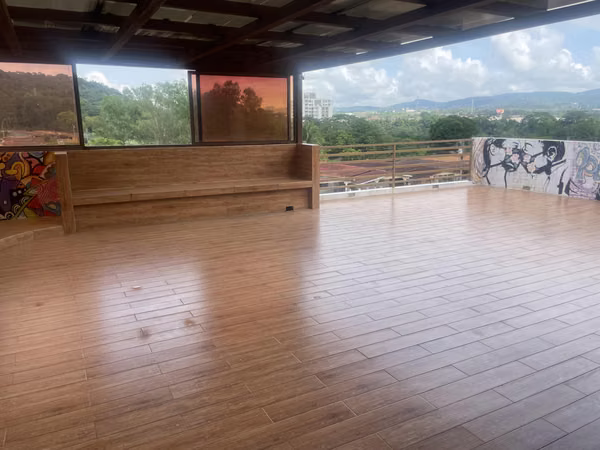 NEW PRICE! Home for Sale with POOL &amp; BAR in Brisas del Golf West